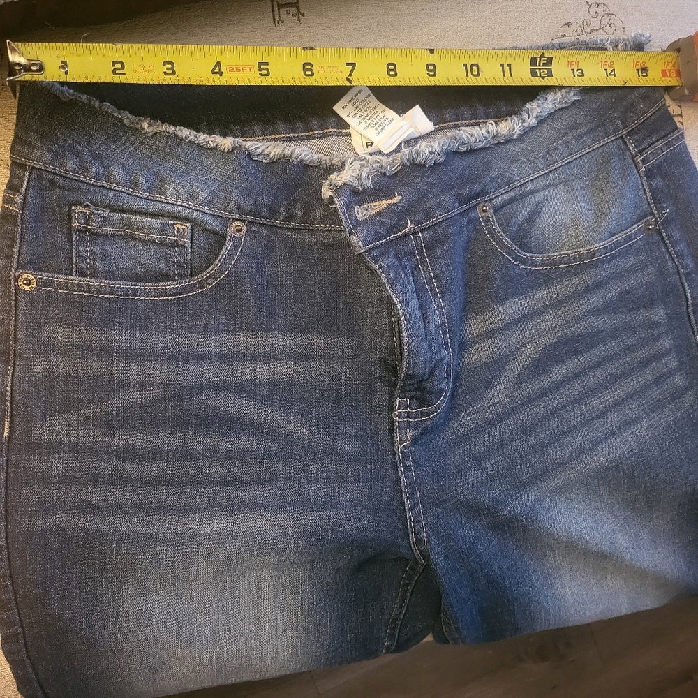 Jeans - Picture 6 of 6